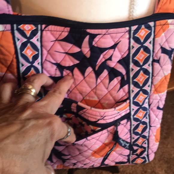 VERA BRADLEY SHOULDER BAG - Picture 5 of 15